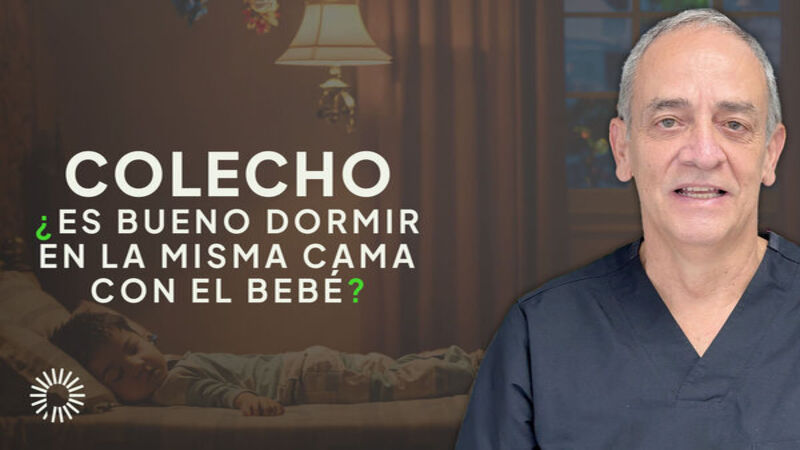 <p>El colecho, la práctica de dormir con tu bebé en la misma cama o superficie, es una elección que muchas familias consideran. Como cualquier decisión de crianza, tiene sus ventajas y desventajas. A continuación, te presento mi apreciación y un análisis detallado para que puedas tomar una decisión informada:</p>

<p><big><strong>Ventajas del Colecho que te estaré explicando</strong></big></p>

<p>Facilita la lactancia materna: La cercanía permite a la madre amamantar con mayor comodidad y frecuencia durante la noche, lo que puede favorecer una lactancia exitosa y un mejor descanso para ambos.</p>

<p>Fortalece el vínculo afectivo: Compartir el espacio de sueño puede promover una mayor conexión emocional entre padres e hijo, brindando seguridad y tranquilidad al bebé.</p>

<p>Mayor respuesta a las necesidades del bebé: Los padres pueden atender más rápidamente al bebé si llora o se inquieta, lo que puede reducir el estrés y favorecer un sueño más tranquilo para todos.</p>

<p>Sueño más reparador para los padres: Al no tener que levantarse de la cama para atender al bebé, los padres pueden experimentar un sueño menos interrumpido y más reparador.</p>

<p>Puede reducir el riesgo de SMSL (Síndrome de Muerte Súbita del Lactante): Algunos estudios sugieren que el colecho, practicado de forma segura, puede disminuir el riesgo de SMSL, aunque esto sigue siendo un tema de debate.</p>

<p><big><strong>Desventajas del Colecho</strong></big></p>

<p>Riesgo de asfixia o sofocación: Si no se toman las precauciones adecuadas, existe un riesgo potencial de asfixia o sofocación, especialmente en bebés menores de un año.</p>

<p>Interrupción del sueño de los padres: Los movimientos, ruidos o llantos del bebé pueden perturbar el sueño de los padres, afectando su descanso y calidad de vida.</p>

<p>Dificultad para la transición a la cuna: Algunos bebés que practican colecho pueden tener dificultades para adaptarse a dormir solos en su propia cuna más adelante.</p>

<p>Posible impacto en la intimidad de la pareja: La presencia constante del bebé en la cama puede afectar la privacidad y la vida íntima de la pareja.</p>

<p>Dependencia del bebé: El colecho puede generar una mayor dependencia del bebé hacia los padres para conciliar el sueño, lo que puede dificultar su autonomía en el futuro.</p>

<p>En este video te doy todos los argumentos en extenso para que puedas tomar una decisión saludable y con conocimiento de causa. </p>

<p>Al final del video te explico algunas recomendaciones si decides practicar colecho</p>

<p>Infórmate sobre las prácticas seguras</p>

<p>Crea un entorno seguro</p>

<p>No practiques colecho si llevas a cabo estas prácticas</p>

<p>Considera alternativas</p>

<p><br />
<big><strong>Conclusión</strong></big></p>

<p>El colecho es una decisión personal que cada familia debe tomar considerando sus propias circunstancias y necesidades. Es fundamental sopesar cuidadosamente los pros y los contras, así como seguir las recomendaciones de seguridad para garantizar el bienestar del bebé.</p>

<p> </p>