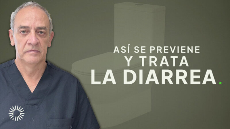 <p>La diarrea en bebés es una condición común que se caracteriza por heces sueltas y acuosas, y un aumento en la frecuencia de las deposiciones. Aunque puede ser preocupante para los padres, en la mayoría de los casos se resuelve por sí sola en unos pocos días. Sin embargo, es importante estar atentos a los signos de deshidratación y buscar atención médica si es necesario.</p>

<p><big><strong>En este video te explicaré las diferentes causas comunes de la diarrea en bebés:</strong></big></p>

<ul>
	<li>Infecciones virales, infecciones bacterianas, parásitos, antibióticos, alergias o intolerancias alimentarias, cambios en la dieta</li>
	<li>Es muy importante que aprendas a distinguir estos signos de deshidratación en bebés, para no poner en riesgo la vida.</li>
	<li>También te explico qué hacer en bebés menores de 3 meses con diarrea y todos los tratamientos de la diarrea en bebés.</li>
	<li>De igual manera y lo más importante, cómo prevenir la diarrea en los bebés.</li>
</ul>

<p><big><strong>Descripción de: Alimentos y Nutrientes: La Construcción de Nuestra Casa, Nuestro Cuerpo</strong></big></p>

<p><big><strong>¿Qué encontrarás en esta serie?</strong></big></p>

<p>Adéntrate en un viaje fascinante por el mundo de la nutrición, donde descubrirás cómo los alimentos que eliges cada día son los ladrillos, el cemento y las vigas que construyen y mantienen tu cuerpo, tu hogar vital. Aprenderemos a descifrar las etiquetas, a combinar sabores y a nutrirnos de forma consciente para vivir con energía, salud y plenitud.</p>

<p><big><strong>Una historia para reflexionar:</strong></big></p>

<p>Imagina que tu cuerpo es una casa en construcción. Las proteínas son los ladrillos fuertes que forman tus músculos y órganos. Los carbohidratos son la energía solar que ilumina y calienta tu hogar. Las grasas son el aislante que te protege del frío y almacena reservas para el futuro. Las vitaminas y minerales son los detalles finales: las ventanas que dejan entrar la luz, las puertas que te conectan con el mundo y los colores que llenan de vida cada rincón.</p>

<p><big><strong>Preguntas clave:</strong></big></p>

<ul>
	<li>¿Conoces los materiales de construcción de tu propia casa?</li>
	<li>¿Estás eligiendo los alimentos adecuados para construir una estructura sólida y resistente?</li>
	<li>¿Cómo puedes asegurarte de que tu hogar interior esté siempre lleno de luz, calor y vitalidad?</li>
</ul>

<p><big><strong>¿Qué aprenderás en esta serie?</strong></big></p>

<ul>
	<li>Los pilares de la nutrición: Descubre los macronutrientes (proteínas, carbohidratos y grasas) y micronutrientes (vitaminas y minerales) esenciales para tu cuerpo.</li>
	<li>Alimentos clave para cada etapa de la vida: Aprende qué alimentos son cruciales para el crecimiento, el desarrollo, la energía y el envejecimiento saludable.</li>
	<li>Cómo leer etiquetas nutricionales: Descifra la información de los empaques y toma decisiones informadas en el supermercado.</li>
	<li>Construyendo un plato equilibrado: Combina alimentos de diferentes grupos para obtener todos los nutrientes que necesitas.</li>
	<li>La importancia de la hidratación: Entiende por qué el agua es vital para tu cuerpo y cómo mantenerte bien hidratado.</li>
	<li>Mitos y verdades sobre la alimentación: Desmontaremos creencias populares y te brindaremos información basada en evidencia científica.</li>
	<li>Nutrición y bienestar emocional: Explora la conexión entre lo que comes y cómo te sientes.</li>
</ul>

<p><big><strong>¡Únete a nosotros en este recorrido!</strong></big></p>

<p>Te invitamos a explorar esta serie de videos inspiradores, donde aprenderás a nutrirte con sabiduría y a construir un cuerpo sano y feliz, un hogar donde puedas vivir plenamente cada día. ¡Comencemos juntos esta aventura hacia una vida más saludable y consciente!</p>

<p> </p>