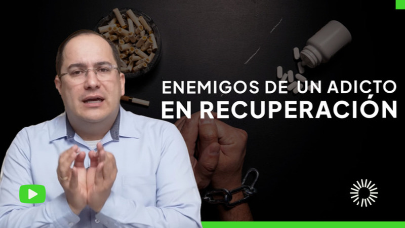 <p>Salir de la adicción no es solo dejar de consumir, es enfrentar obstáculos que pueden hacerte recaer.  ¿Cuáles son los enemigos silenciosos que amenazan la recuperación?</p>

<ul>
	<li> En este video, Juan Camilo te revelará:</li>
	<li> Las 5 trampas más peligrosas que enfrentan los adictos en recuperación.</li>
	<li> Cómo reconocer y superar los mayores riesgos de una recaída.</li>
	<li> Herramientas para mantenerte firme en el proceso de sanación.</li>
</ul>

<p><br />
Recuperarse es posible, pero hay que estar preparado.</p>