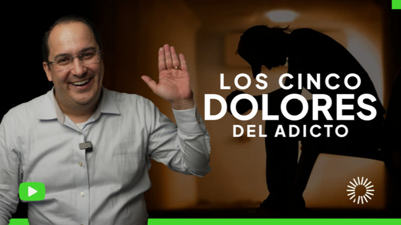 <p>Detrás de cada adicción hay heridas que pocos ven. Más allá del consumo, el adicto enfrenta dolores emocionales profundos que lo atrapan en un ciclo difícil de romper. En este video, te revelo los 5 dolores invisibles que sostienen la adicción y cómo comprenderlos puede ser el primer paso para la recuperación.<br />
<br />
Descubre:</p>

<ul>
	<li>Las emociones ocultas que alimentan la dependencia.</li>
	<li>Cómo la adicción es un intento de aliviar un dolor más grande.</li>
	<li>Claves para ayudar a alguien que lucha contra esta realidad.</li>
</ul>

<p><br />
Entender el dolor es el primer paso hacia la sanación.</p>